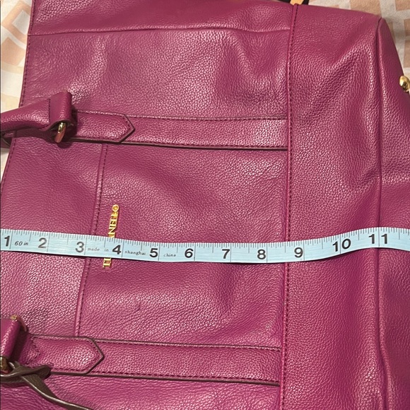 Tignanello Plum Pebbled Leather Tote Bag – Gold Hardware – Excellent Condition - Picture 14 of 15